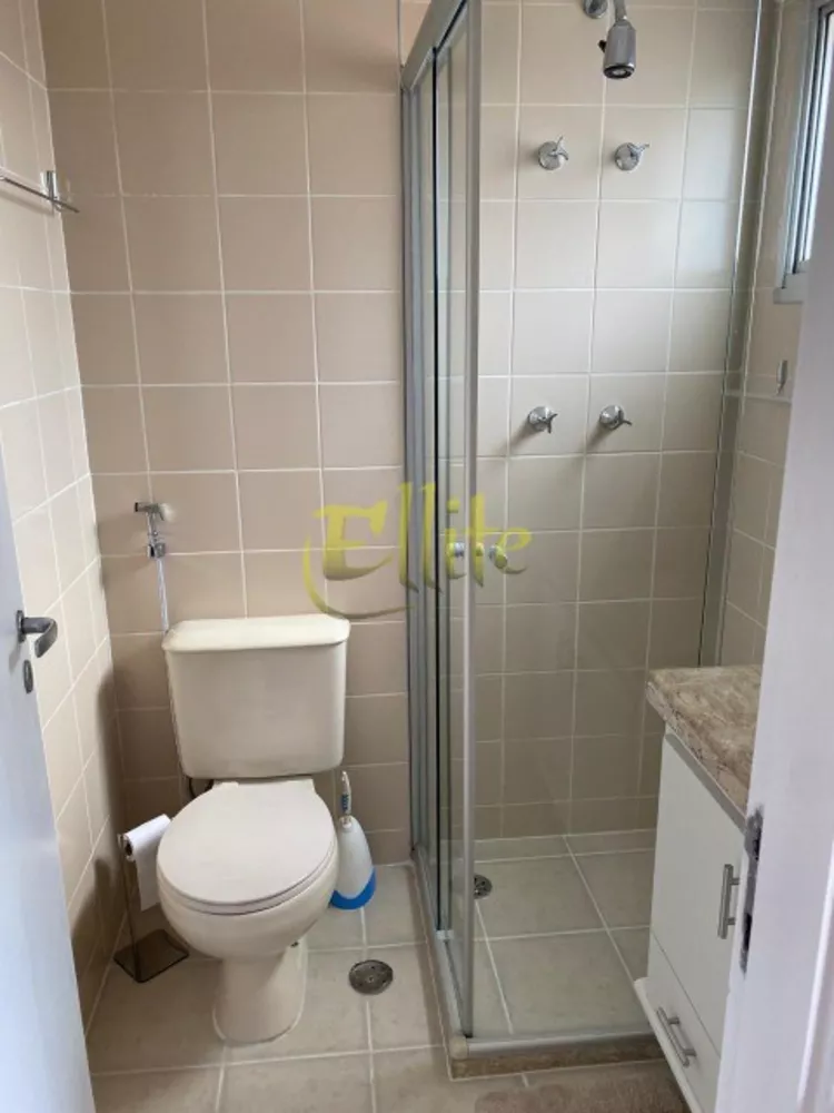 Apartamento para alugar com 2 quartos, 65m² - Foto 12