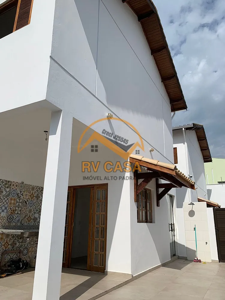 Casa, 3 quartos, 168 m² - Foto 3