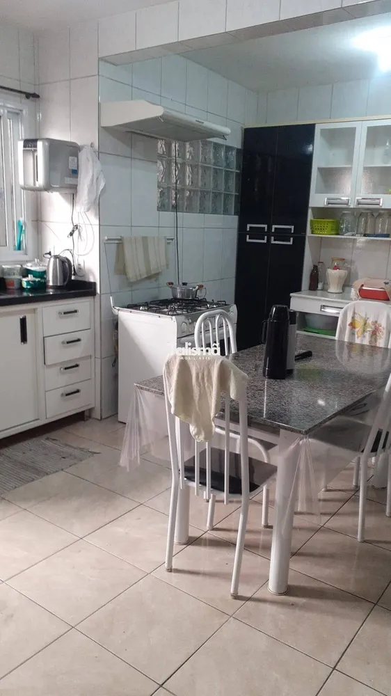 Casa, 4 quartos, 135 m² - Foto 2
