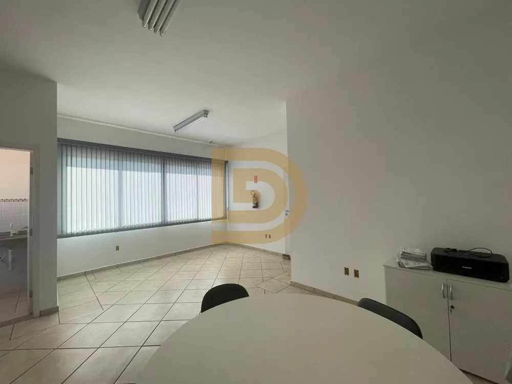 Depósito-Galpão-Armazém para alugar com 1 quarto, 300m² - Foto 2