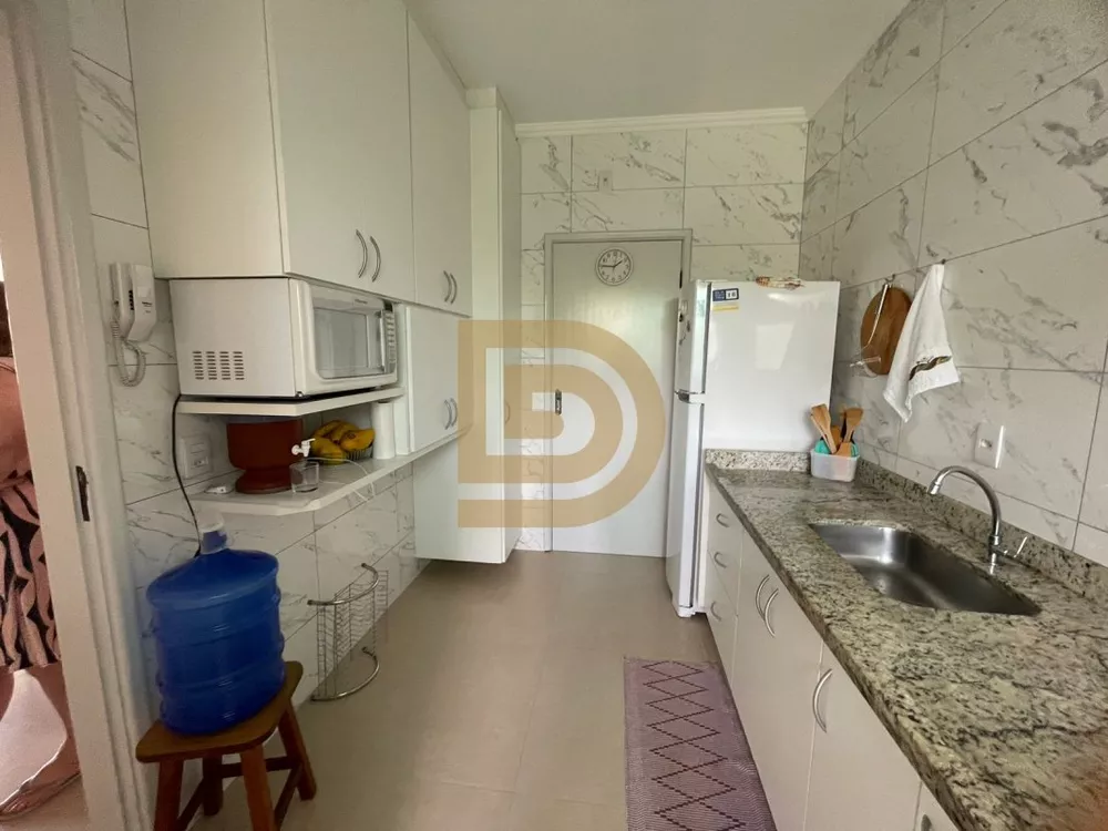 Apartamento à venda com 2 quartos, 74m² - Foto 2