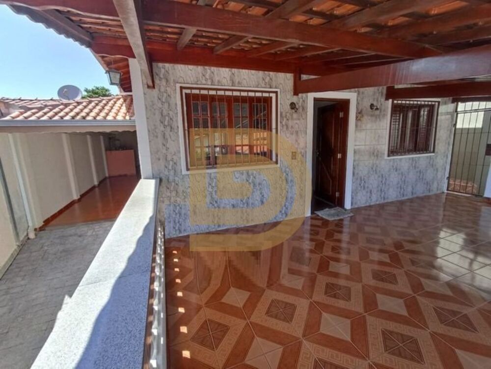 Casa, 5 quartos, 128 m² - Foto 1