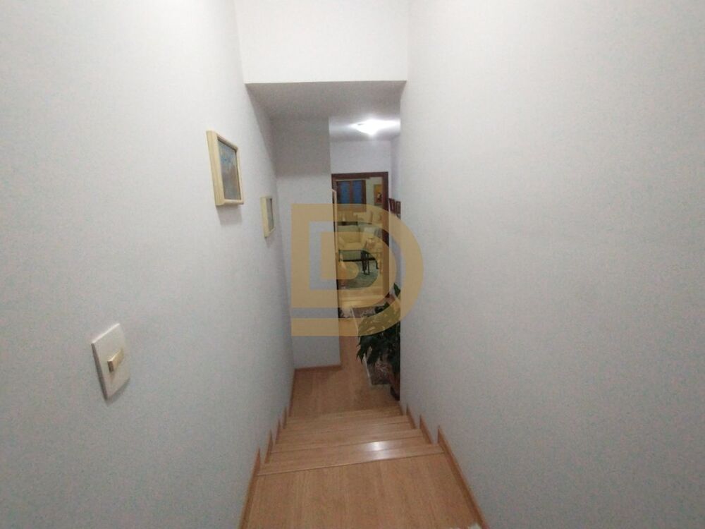 Casa, 3 quartos, 199 m² - Foto 4
