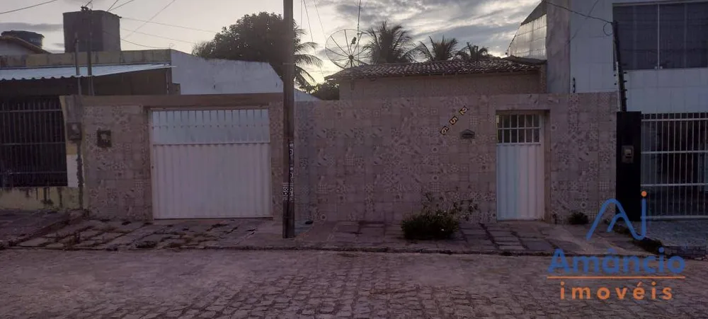 Casa, 3 quartos, 110 m² - Foto 2