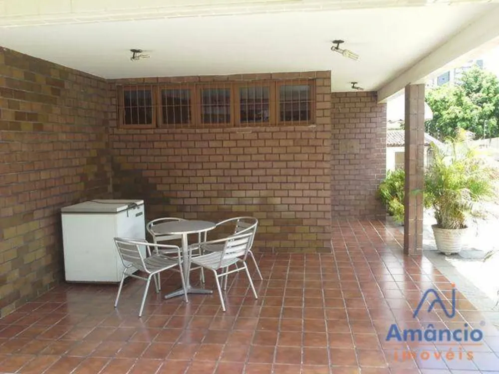 Casa, 5 quartos, 362 m² - Foto 3