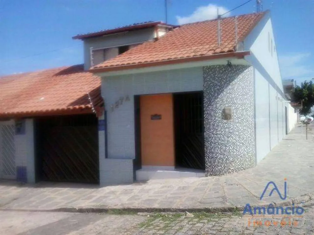 Casa, 7 quartos, 280 m² - Foto 1