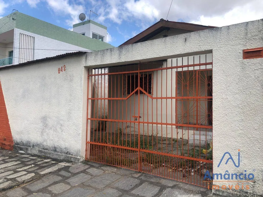 Casa, 2 quartos, 70 m² - Foto 1