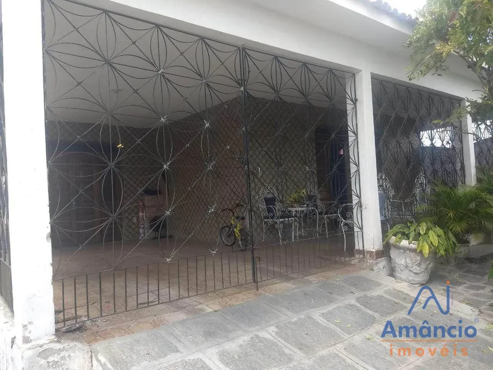 Casa, 3 quartos, 200 m² - Foto 2