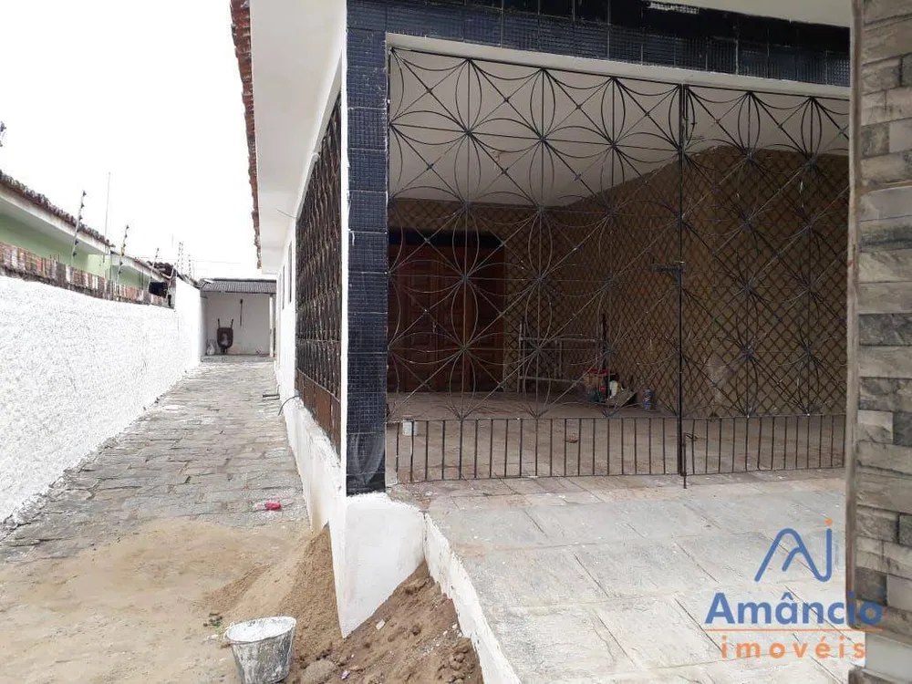 Casa, 3 quartos, 200 m² - Foto 3