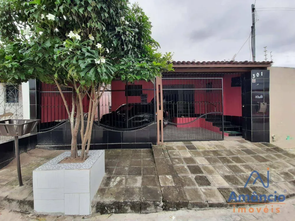 Casa, 2 quartos, 82 m² - Foto 1