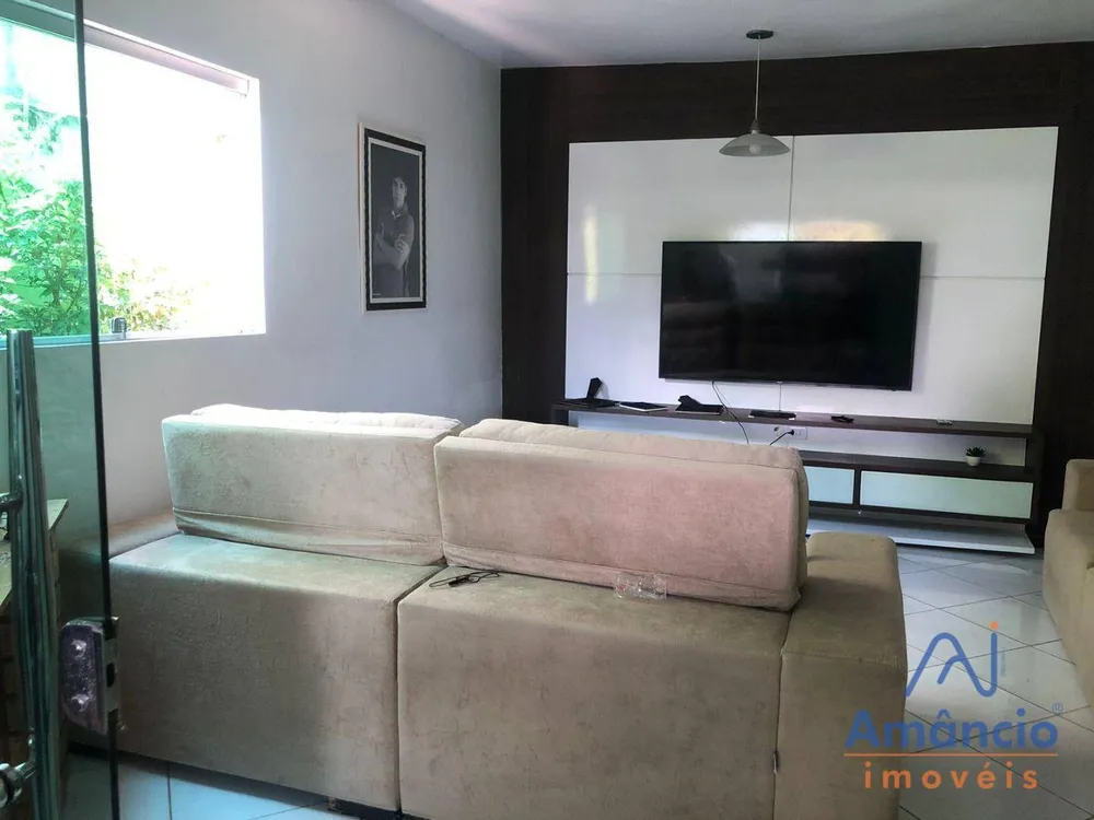 Casa, 3 quartos, 290 m² - Foto 4