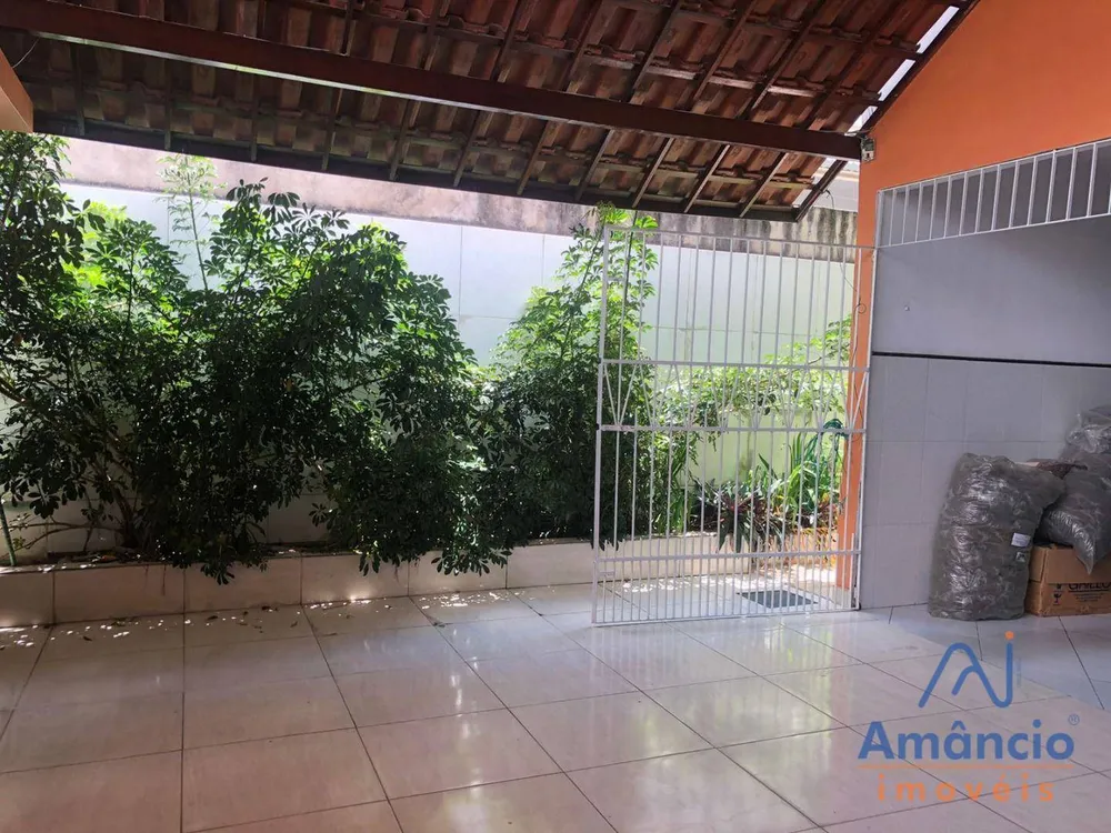 Casa, 3 quartos, 290 m² - Foto 3