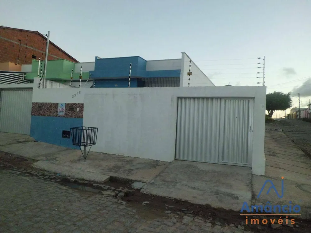 Casa, 2 quartos, 61 m² - Foto 1