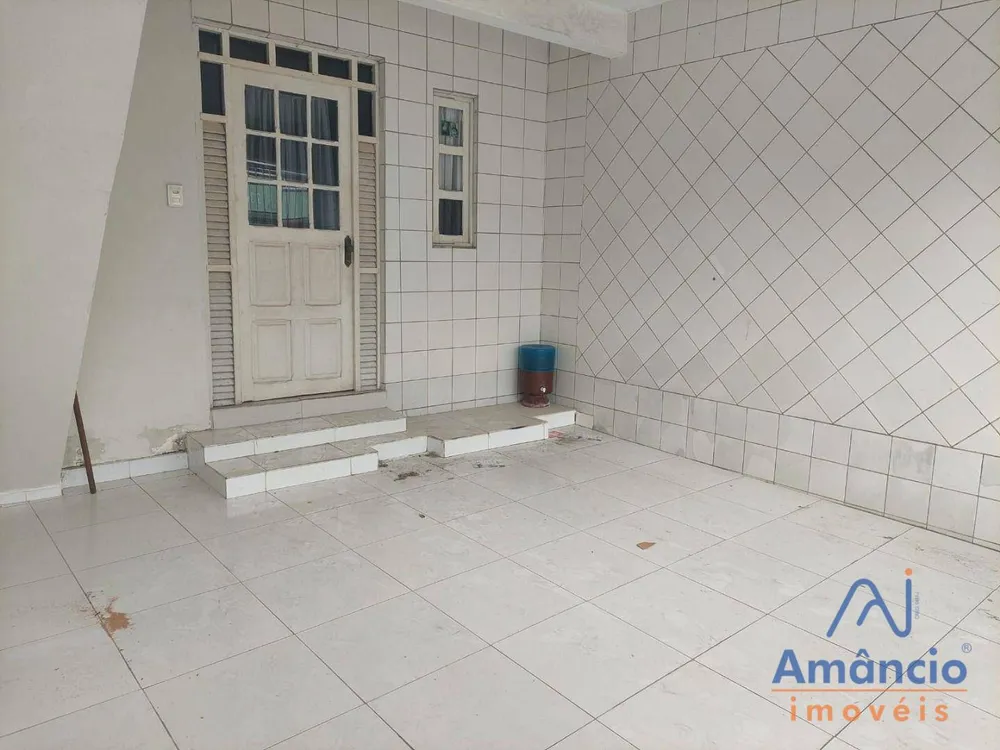Casa, 5 quartos, 112 m² - Foto 4