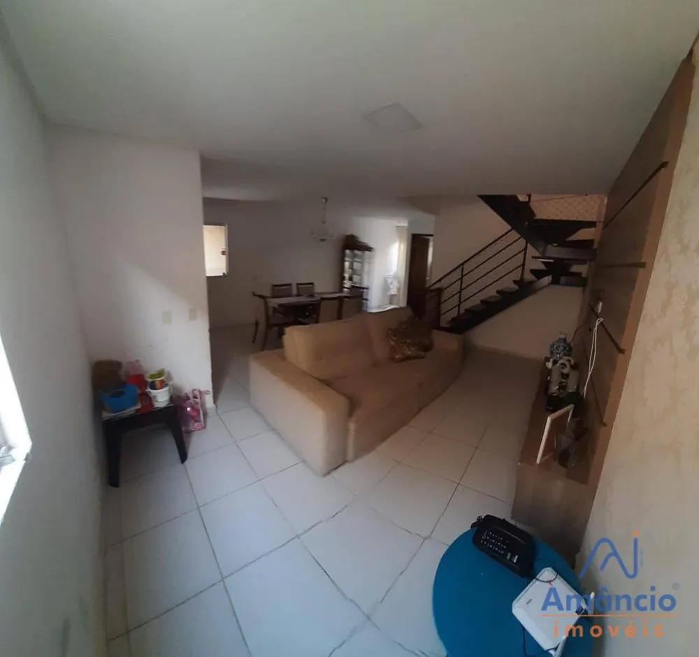 Casa, 3 quartos, 118 m² - Foto 2