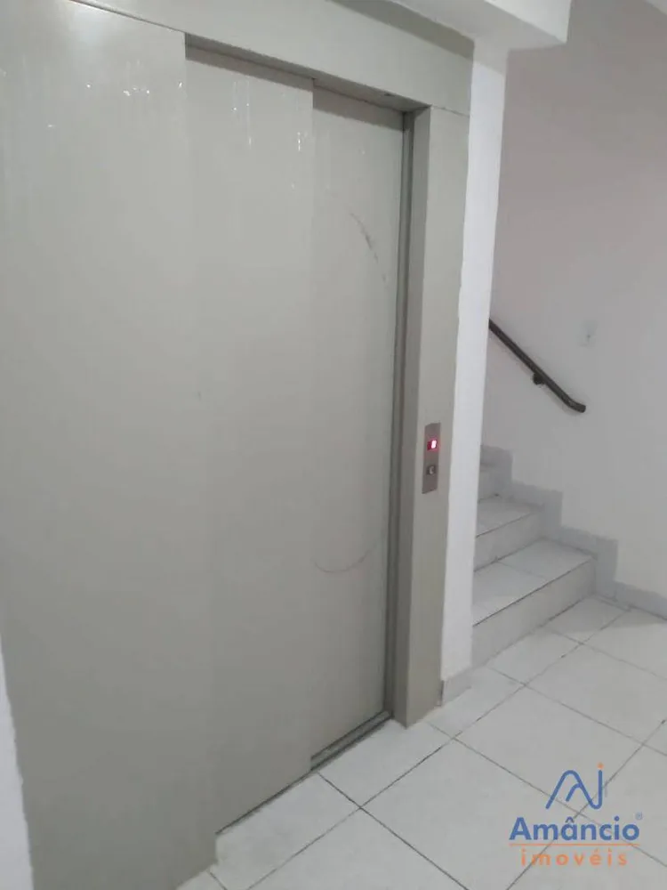 Apartamento, 1 quarto, 62 m² - Foto 2