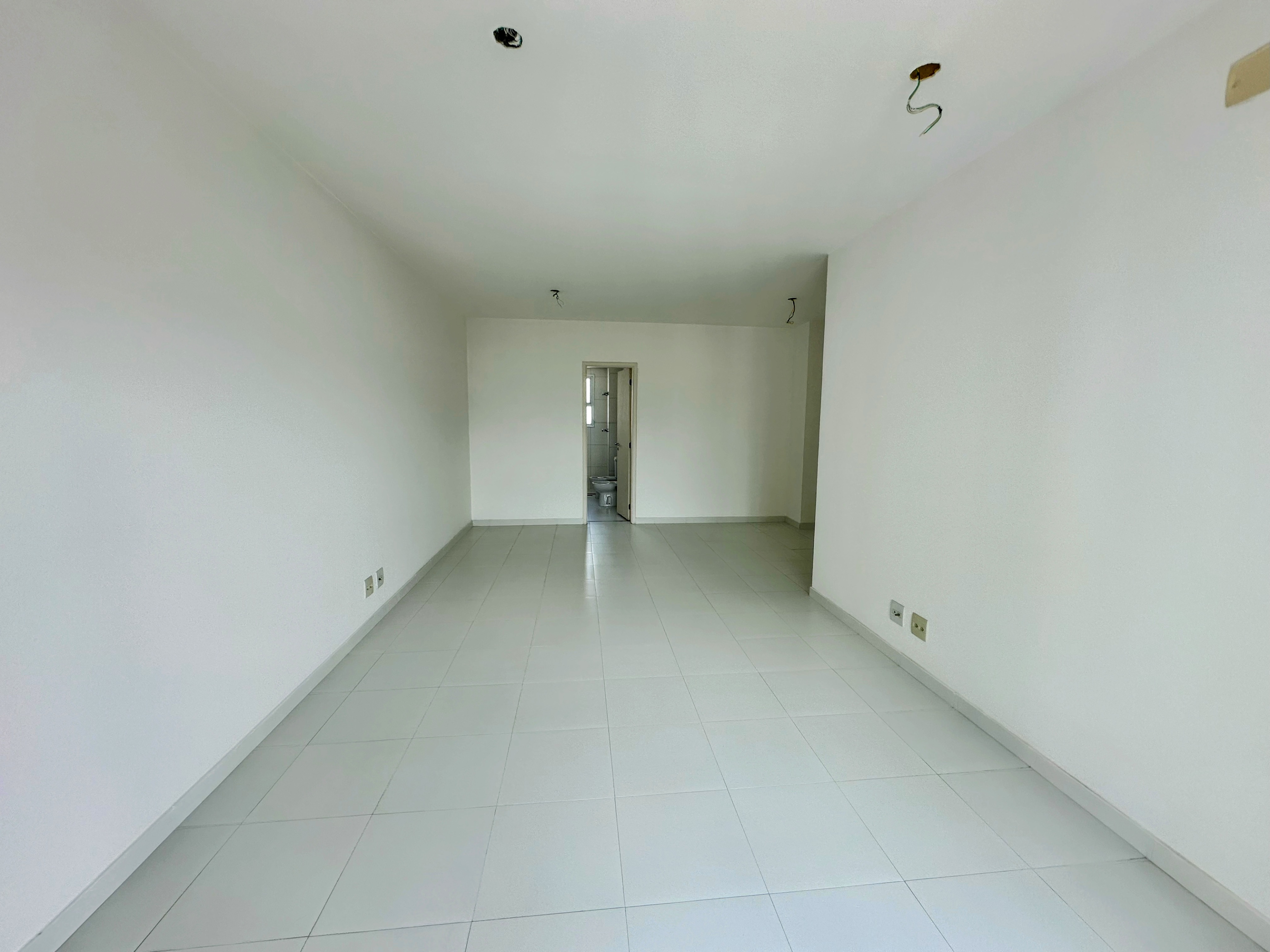 Apartamento à venda com 4 quartos, 233m² - Foto 13