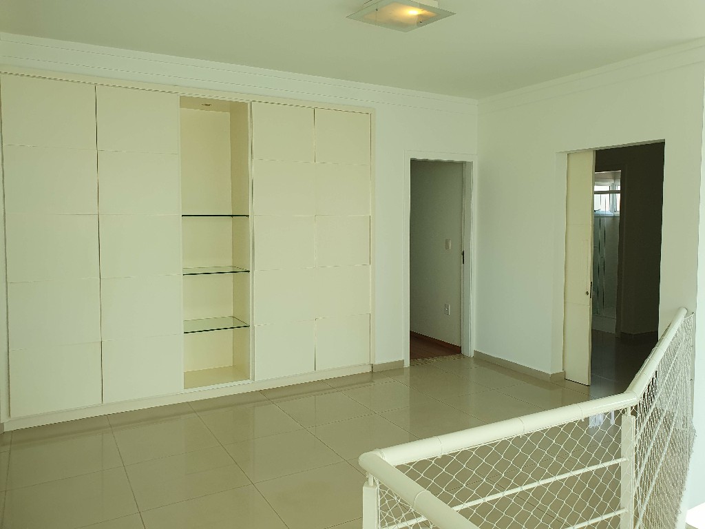 Casa de Condomínio à venda com 4 quartos, 330m² - Foto 7