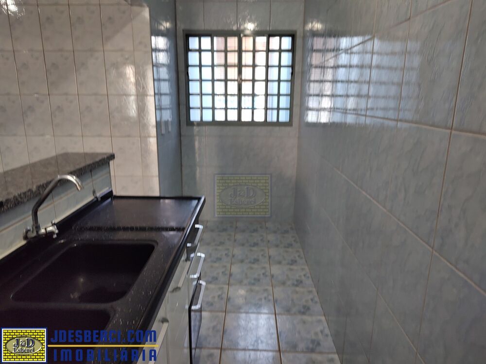 Casa à venda com 3 quartos, 211m² - Foto 8