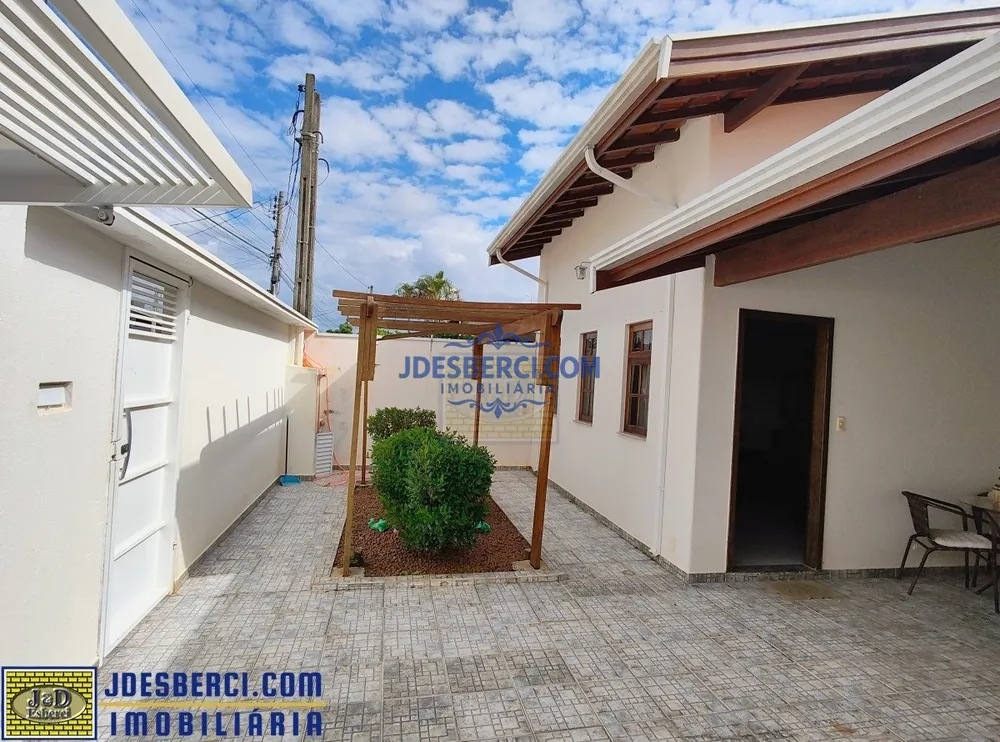 Casa, 2 quartos, 136 m² - Foto 1