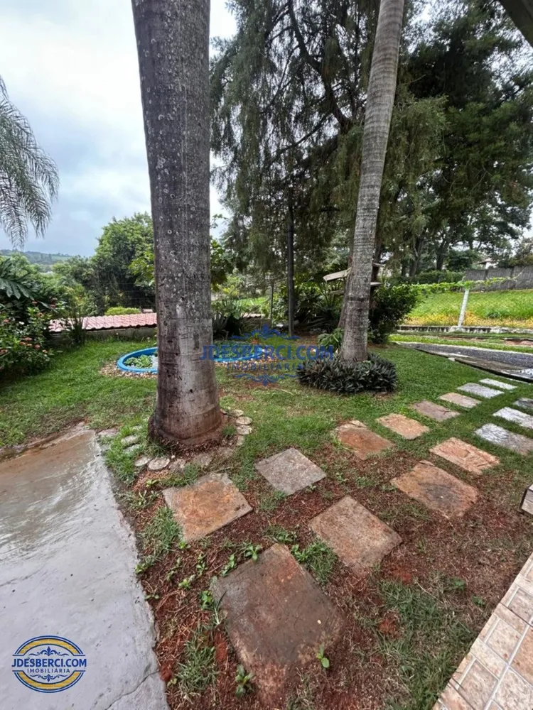 Chácara, 3 quartos, 1624 m² - Foto 4