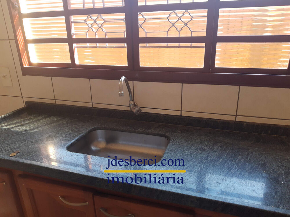 Casa à venda com 2 quartos, 84m² - Foto 23