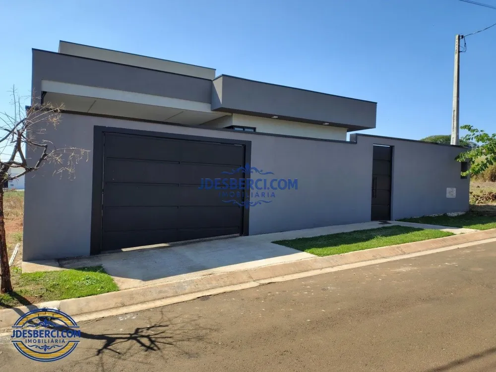 Casa, 2 quartos, 180 m² - Foto 1