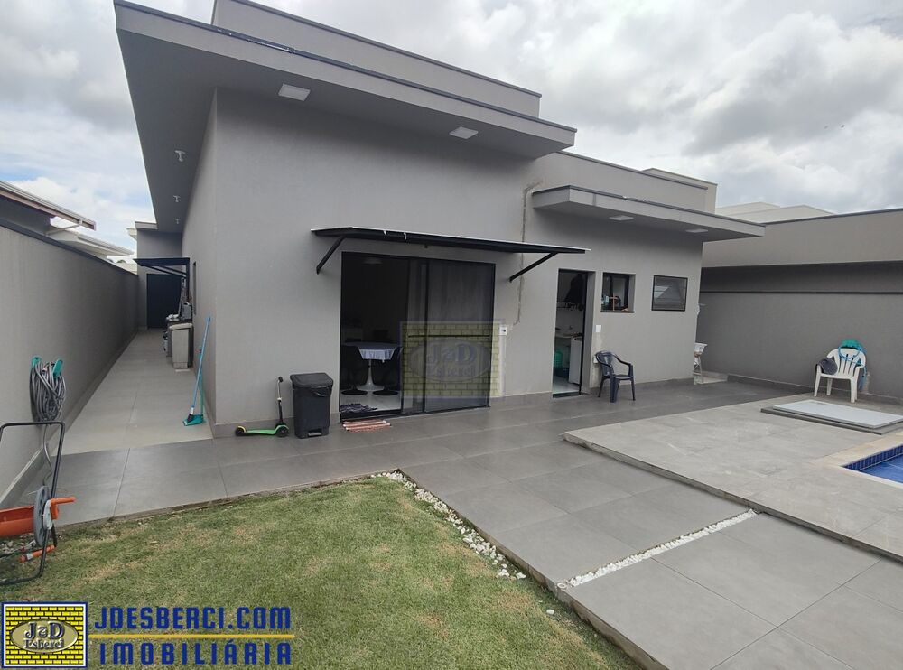 Casa de Condomínio à venda com 3 quartos, 266m² - Foto 4