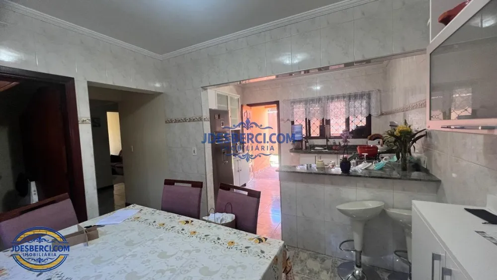 Casa, 3 quartos, 265 m² - Foto 9