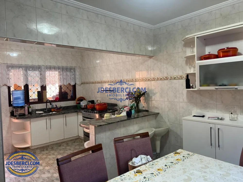 Casa, 3 quartos, 265 m² - Foto 8