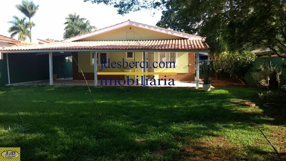 Casa à venda com 5 quartos, 177m² - Foto 1