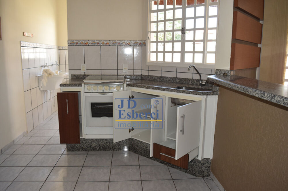 Casa à venda com 1 quarto, 60m² - Foto 13
