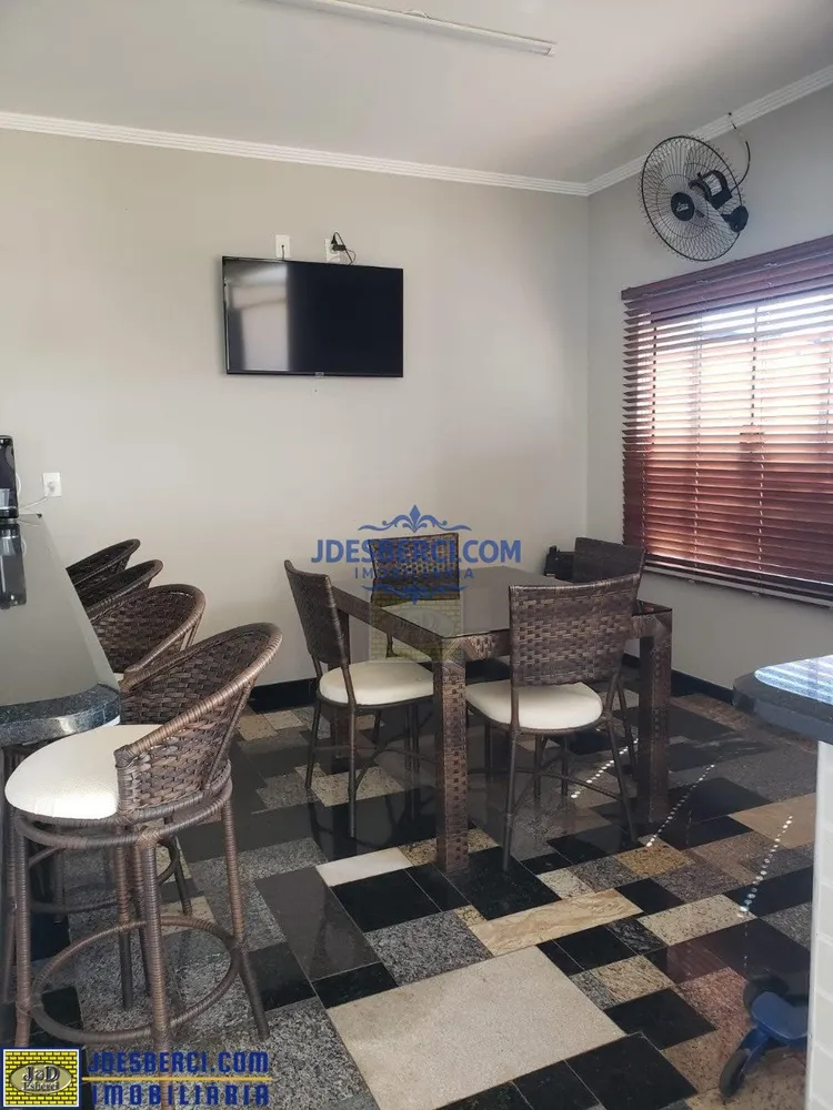 Casa, 3 quartos, 365 m² - Foto 3