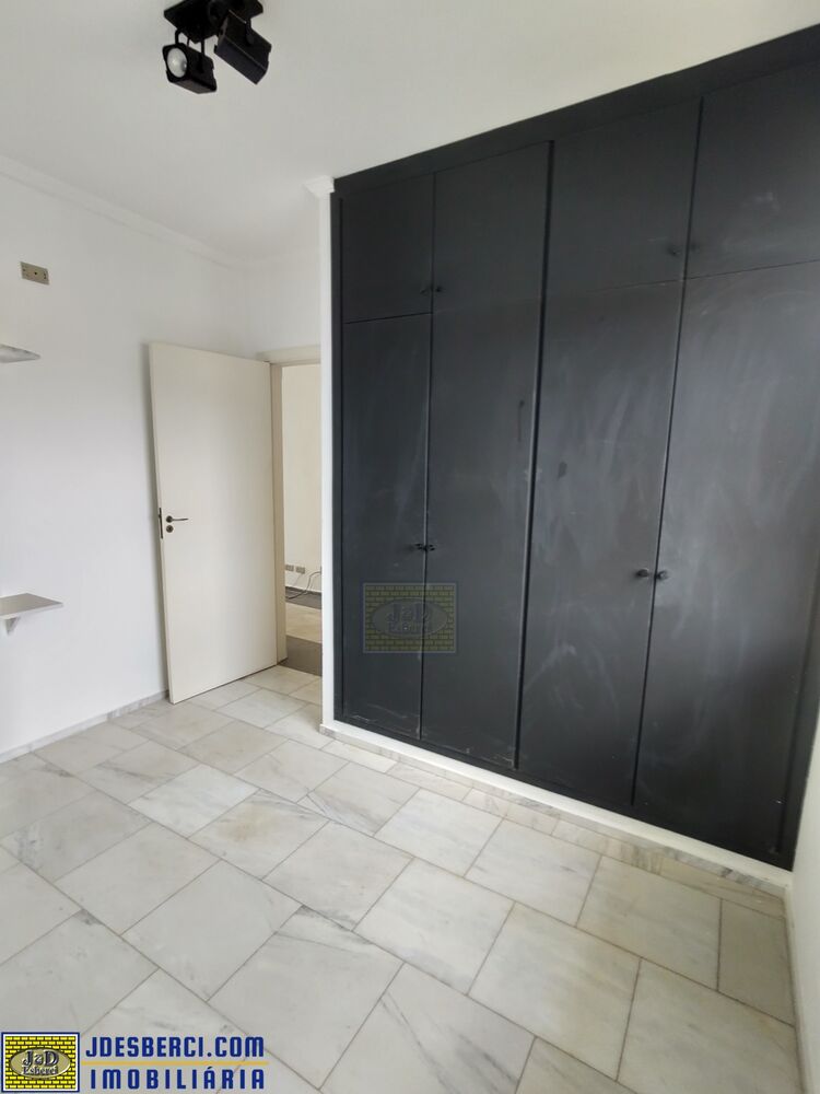 Casa à venda com 3 quartos, 190m² - Foto 15