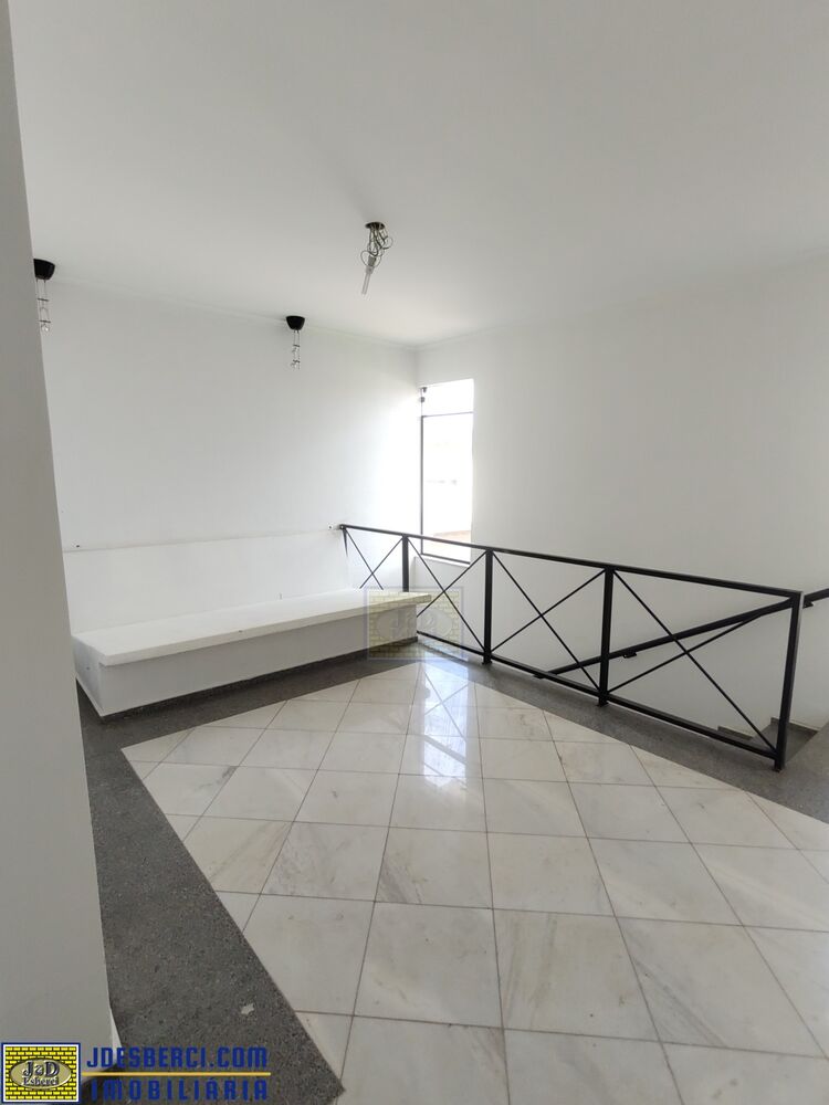 Casa à venda com 3 quartos, 190m² - Foto 9