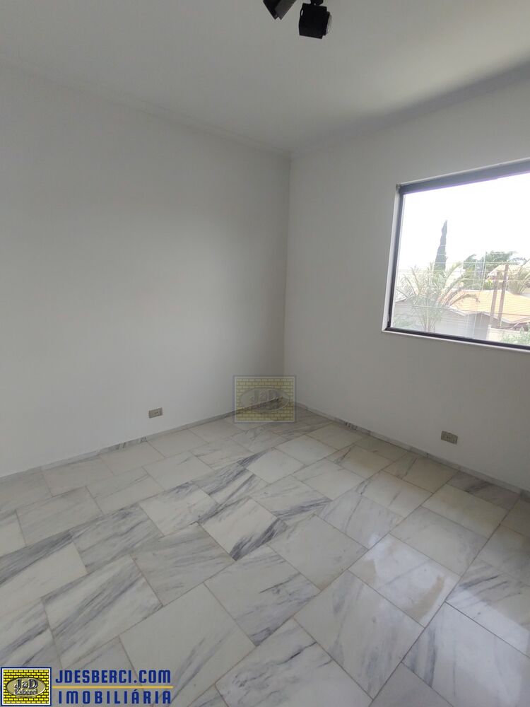 Casa à venda com 3 quartos, 190m² - Foto 17