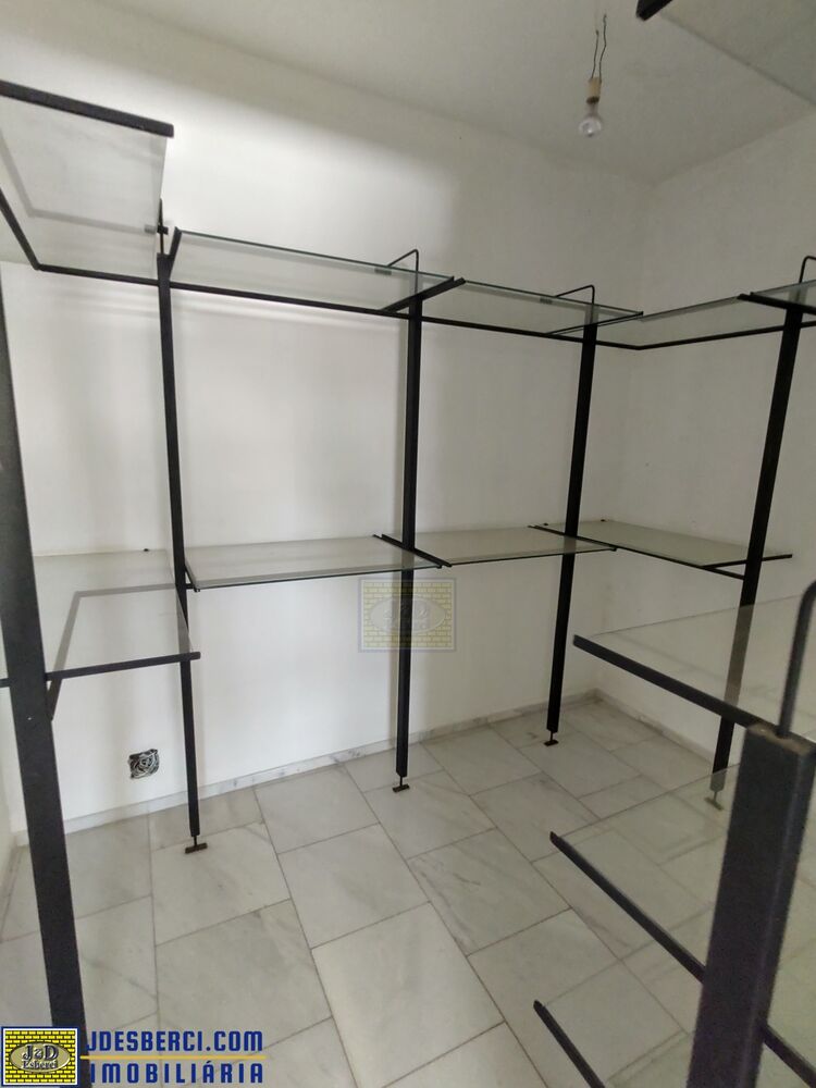 Casa à venda com 3 quartos, 190m² - Foto 11
