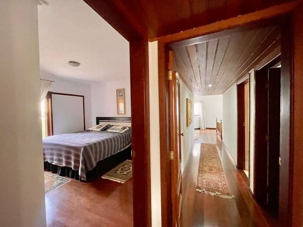 Casa de Condomínio à venda com 4 quartos, 445m² - Foto 9