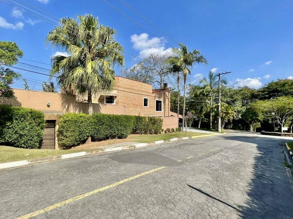 Casa de Condomínio à venda com 4 quartos, 445m² - Foto 1