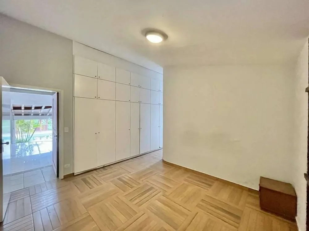 Casa, 4 quartos, 409 m² - Foto 1