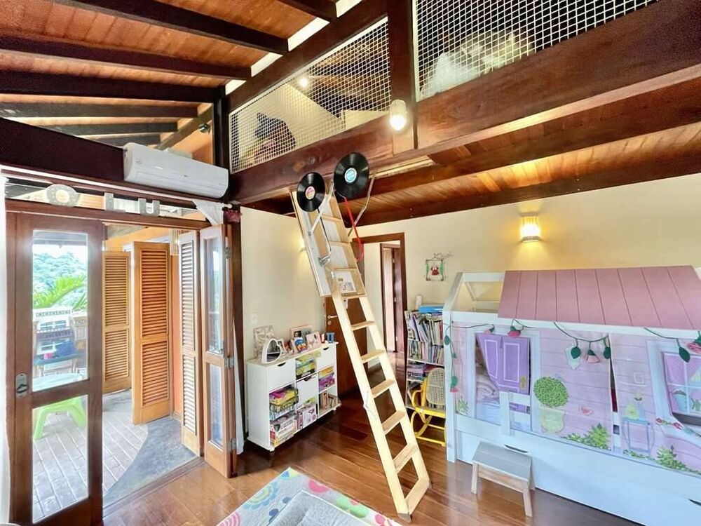 Casa de Condomínio à venda com 3 quartos, 282m² - Foto 9