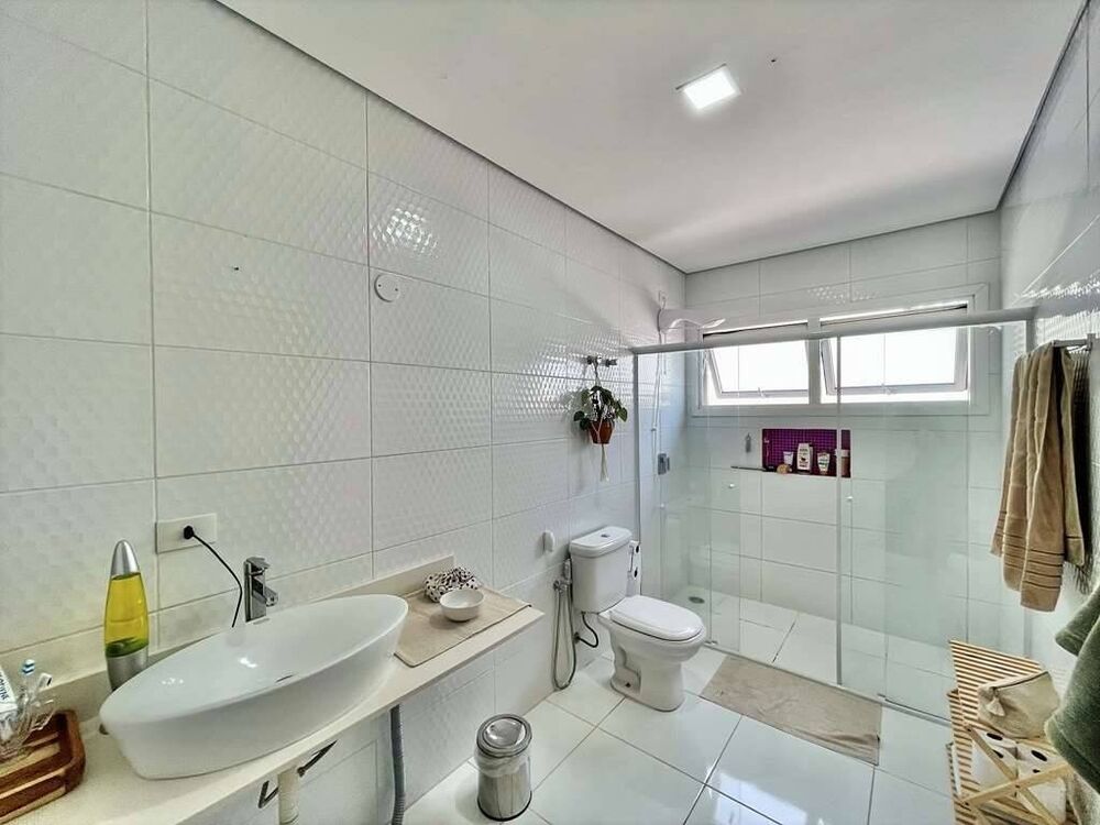 Casa de Condomínio à venda com 4 quartos, 315m² - Foto 11