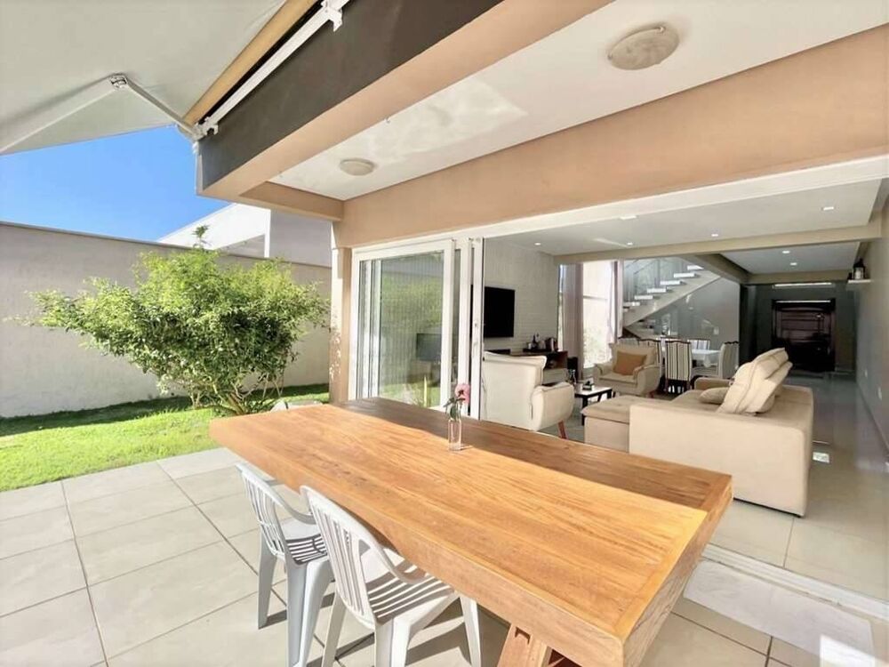 Casa de Condomínio à venda com 4 quartos, 315m² - Foto 6