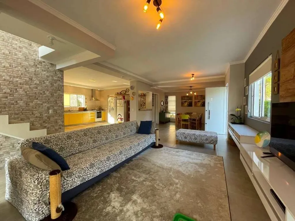 Casa, 3 quartos, 300 m² - Foto 3