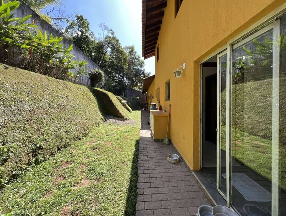 Casa à venda com 4 quartos, 350m² - Foto 12