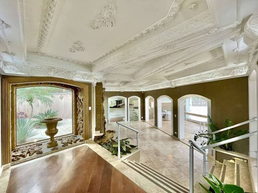 Prédio Inteiro à venda, 1634m² - Foto 1