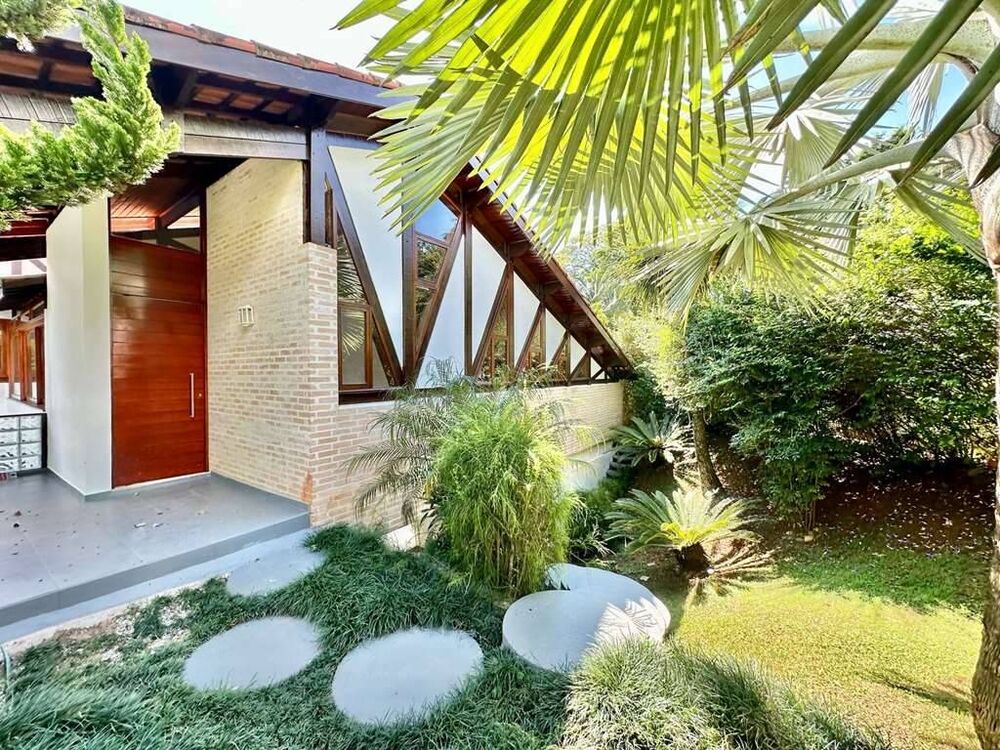 Casa de Condomínio à venda com 4 quartos, 345m² - Foto 2