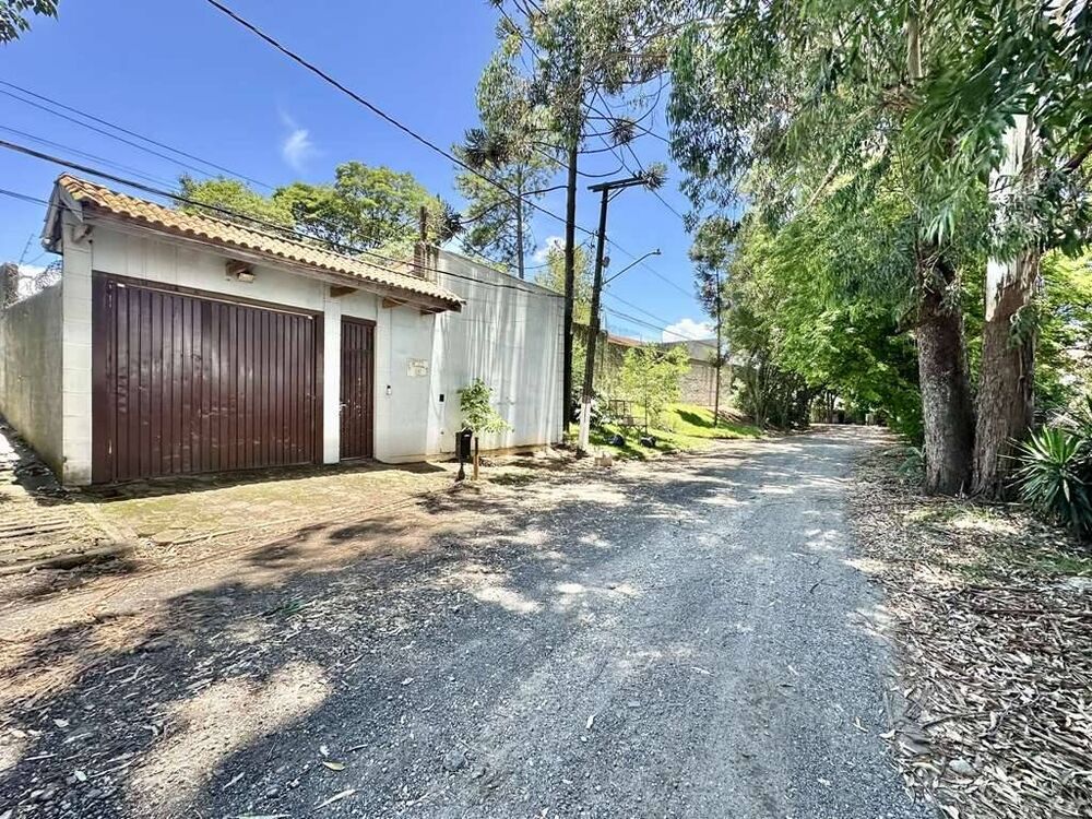 Casa de Condomínio à venda com 3 quartos, 255m² - Foto 2