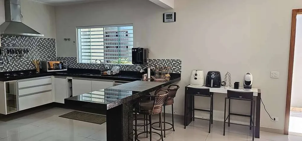 Casa, 3 quartos, 358 m² - Foto 8