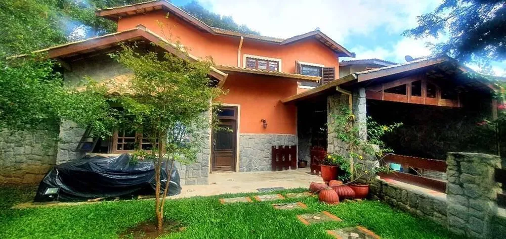 Casa, 4 quartos, 213 m² - Foto 1